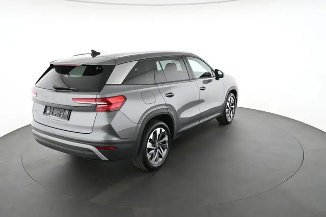 Skoda Kodiaq view 2