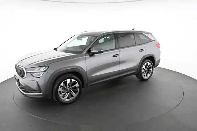 Skoda Kodiaq view 3