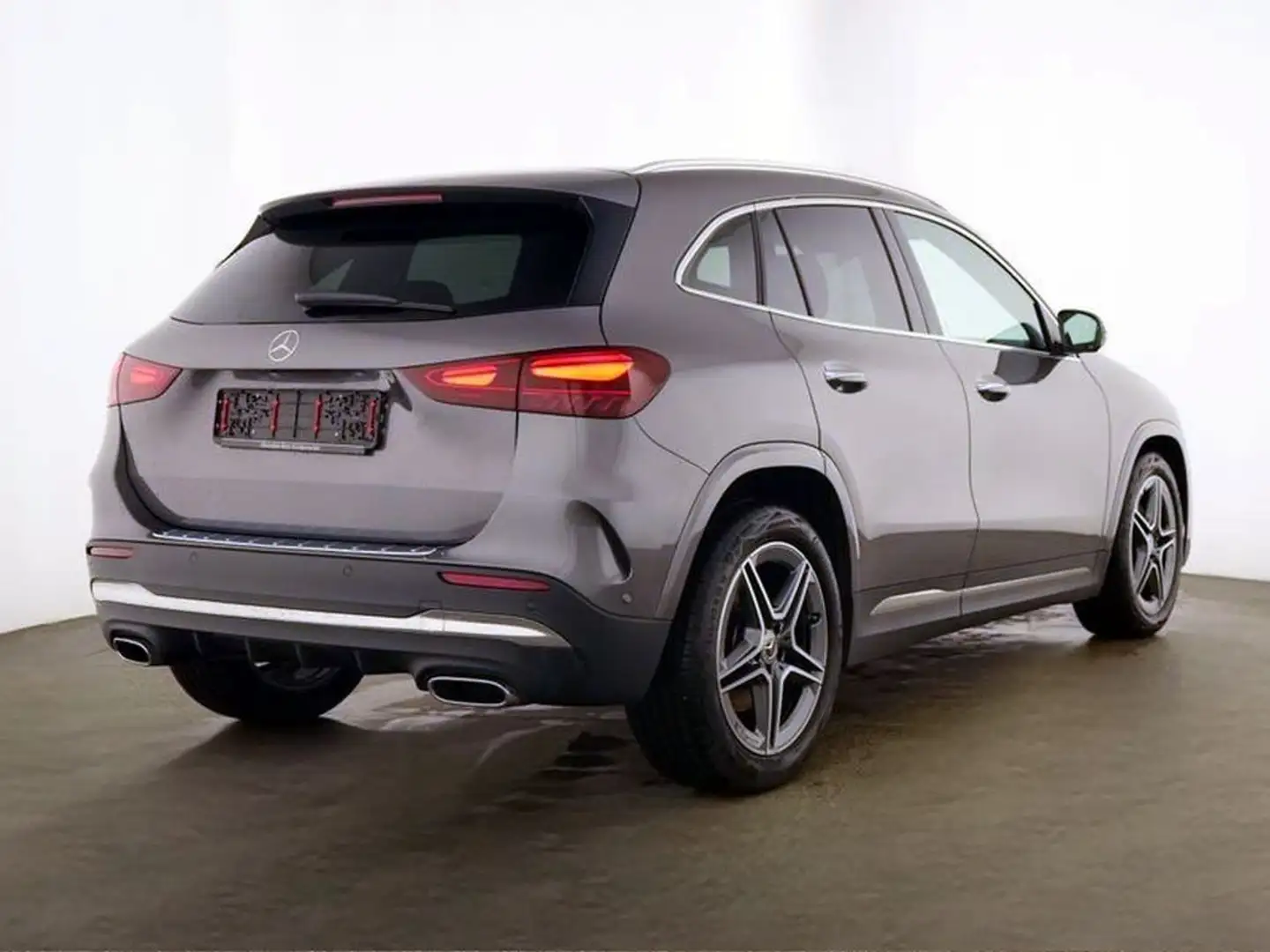 Mercedes-Benz GLA 220 d 4MATIC Edition AMG Line Advanced Plus Gris - 2