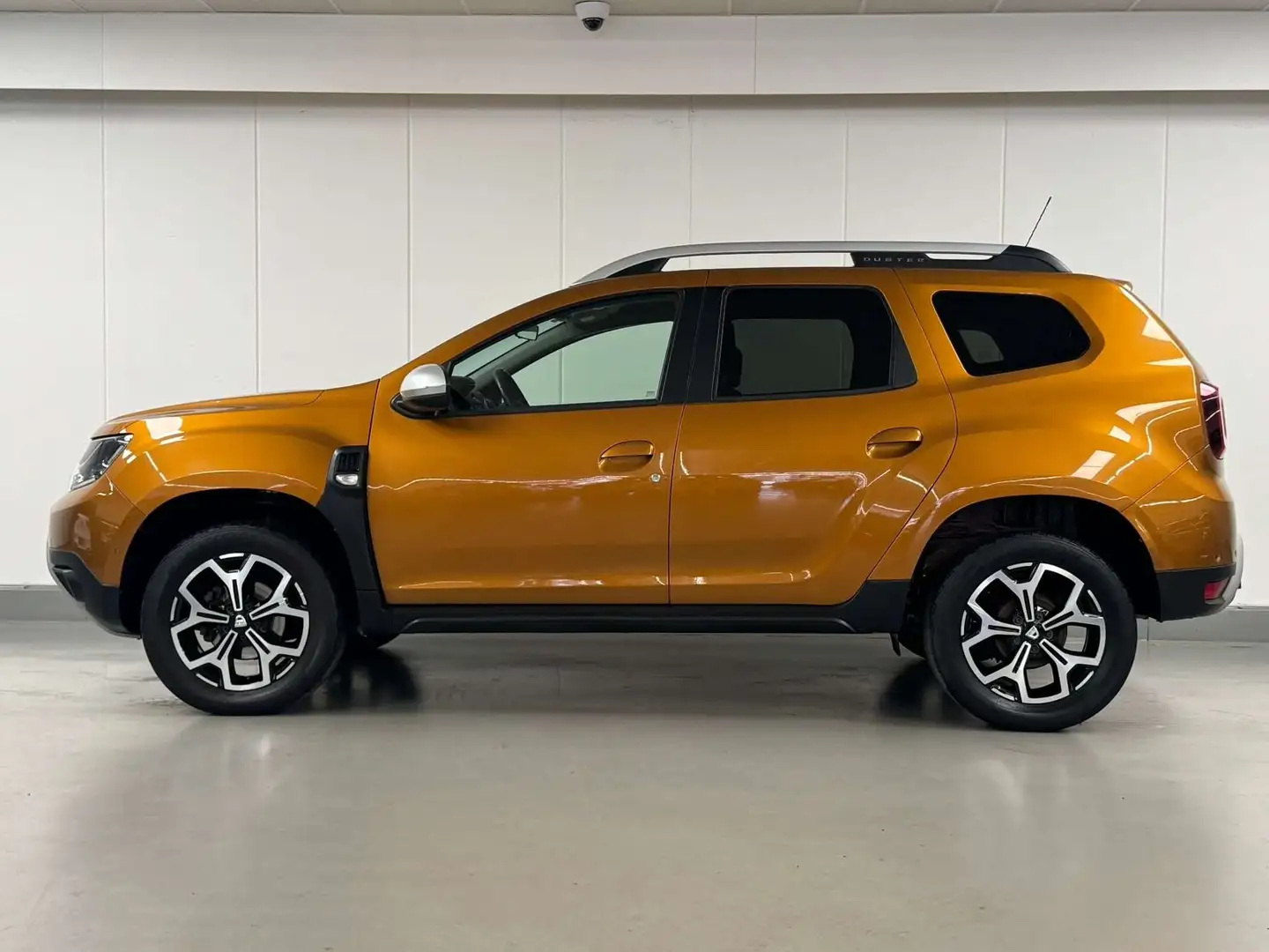 Dacia Duster 1.3 TCE 130CV PRESTIGE GPS CAMERA REG LED JA Naranja - 2