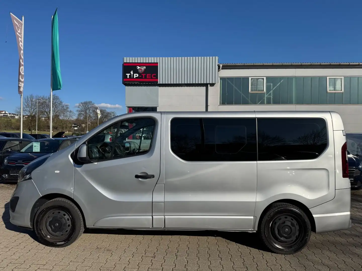 Opel Vivaro B Kasten/Kombi Combi L1H1  2,7t / 9 Sitze Grau - 2