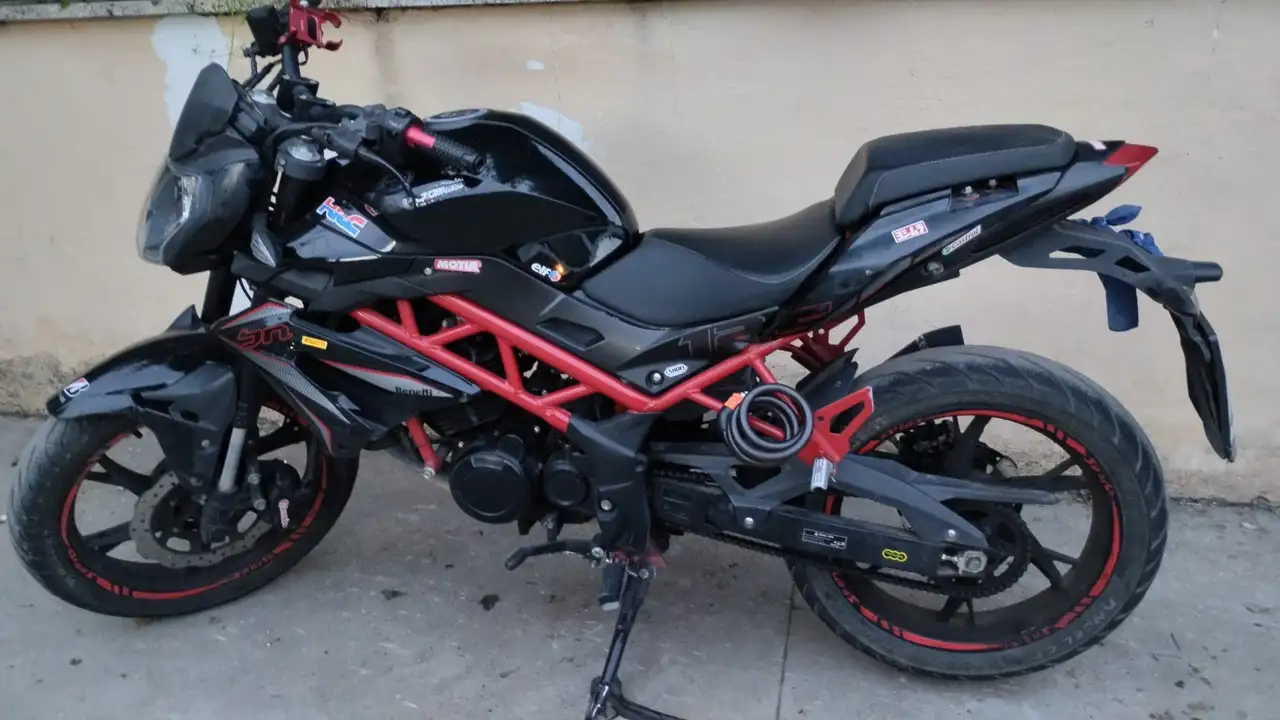 Benelli BN 125