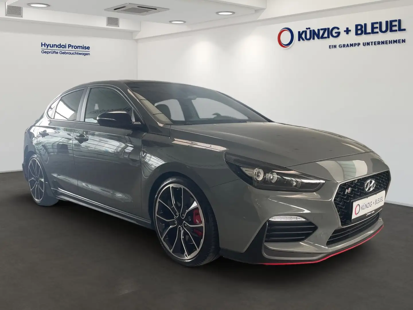 Hyundai i30 N Performance 2,0 T-GDI 275PS*Nav*S Grijs - 2