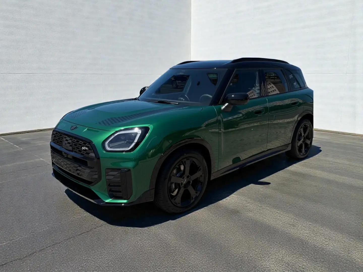 MINI John Cooper Works Countryman S ALL4 John Cooper Works Trim Grün - 1
