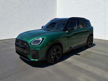 S ALL4 John Cooper Works Trim