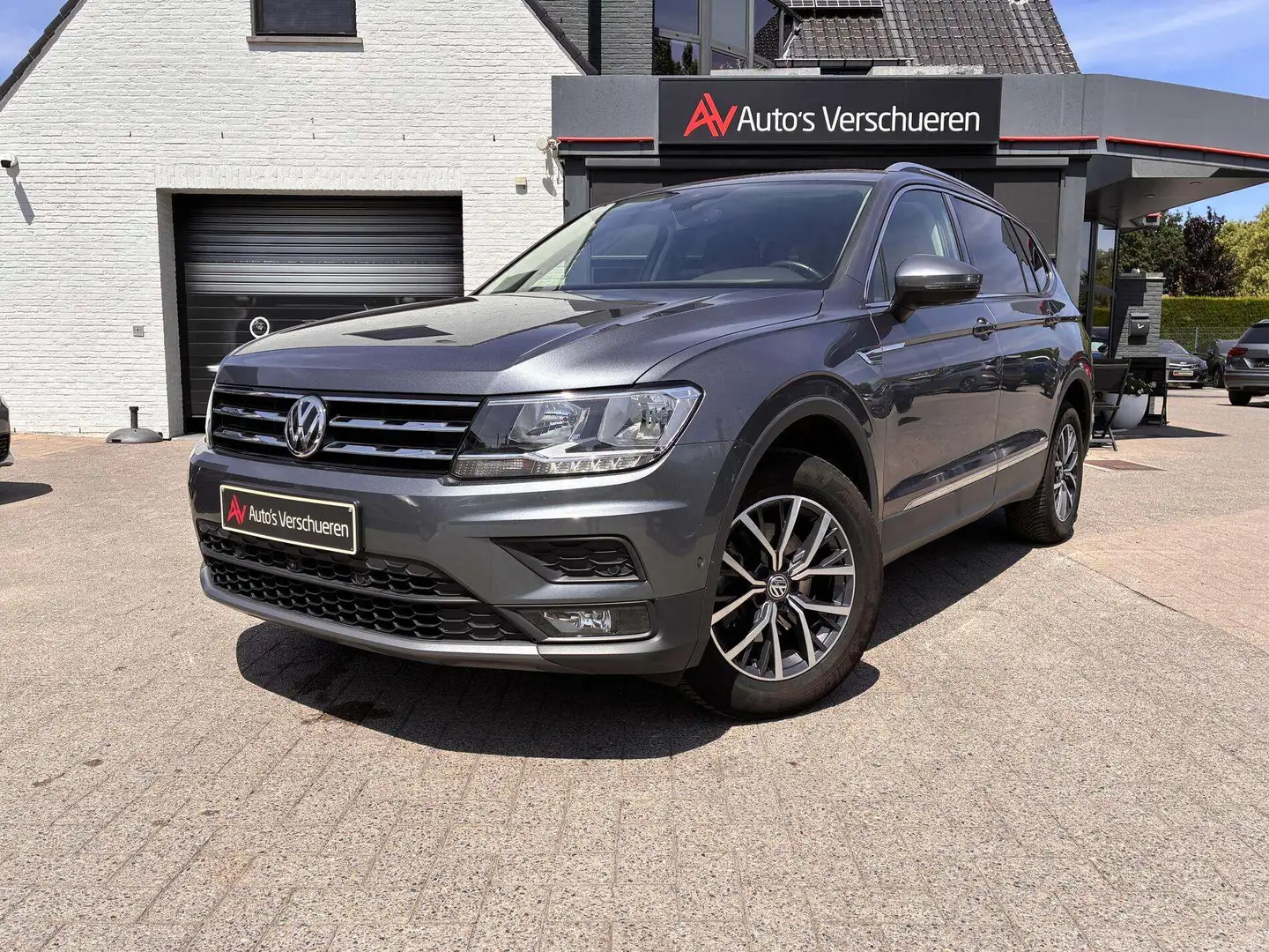 Volkswagen Tiguan Allspace 1.5 TSI DSG Comfortline 7pl. ** 360 Camera Ca... Gris - 2
