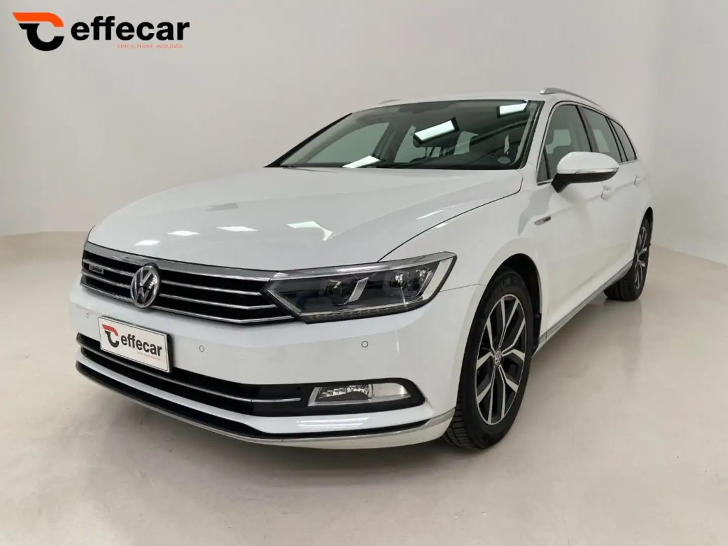 Volkswagen Passat Variant 2.0 BiTDI SCR 4MOTION DSG Executive BMT Blanco - 1
