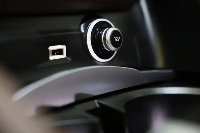 Alfa Romeo Stelvio view 12