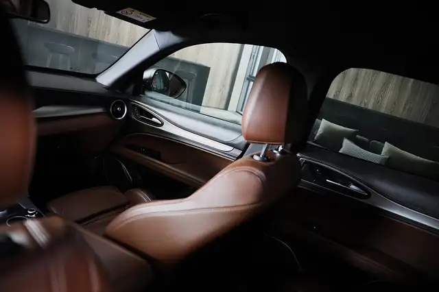 Alfa Romeo Stelvio view 24