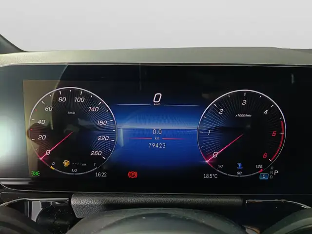 Mercedes-Benz B-Class view 12