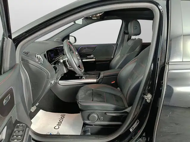 Mercedes-Benz B-Class view 8