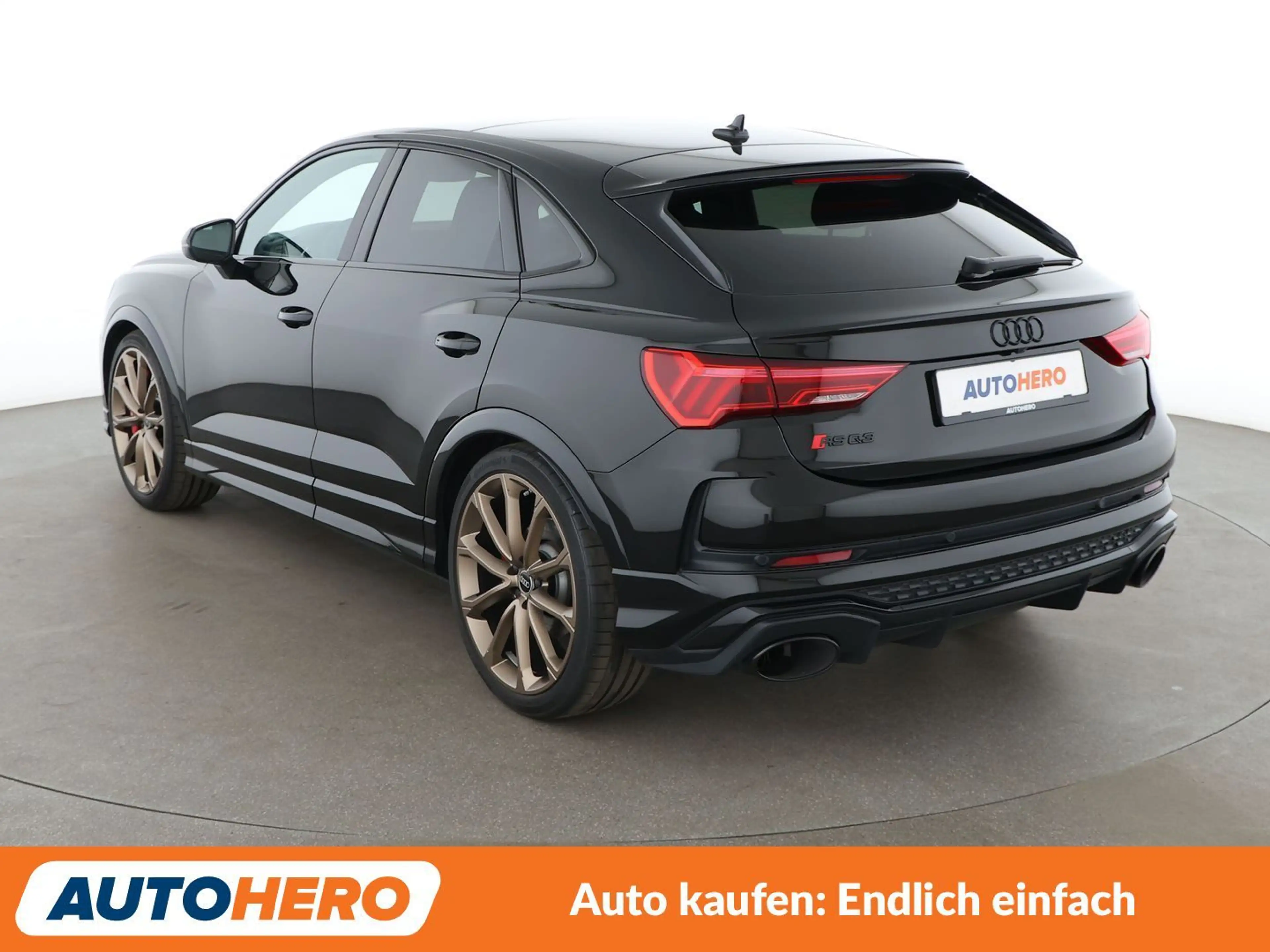 Audi RS Q3 2.5 TFSI quattro Aut.*LED*NAVI*ACC*PDC*SHZ*KLIMA* — photo 4