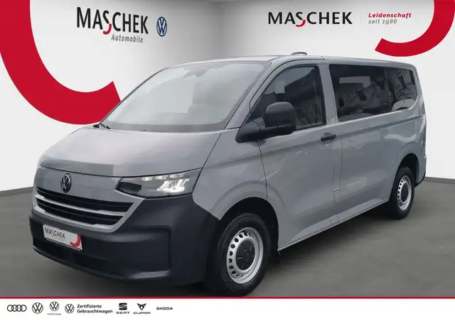 Volkswagen T7 Transporter Kombi Motor: 2.0 TDI 110 kW Getriebe: 6 Gang Schal