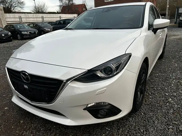 Mazda 3 2.0 SKYACTIV-G Nakama*TÜVNEU*SHZ*PDC*NAVI*