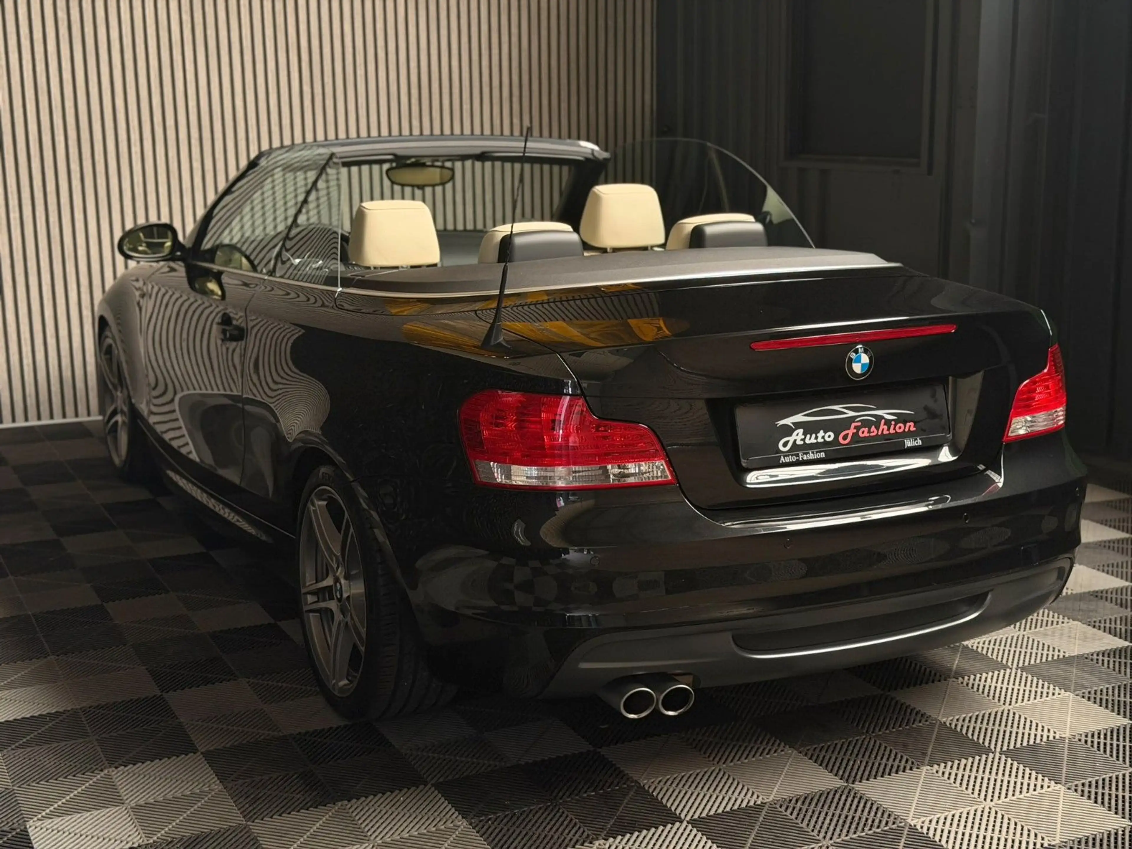BMW 125 i Automatik Cabrio M-Paket NUR 43000KM — photo 9