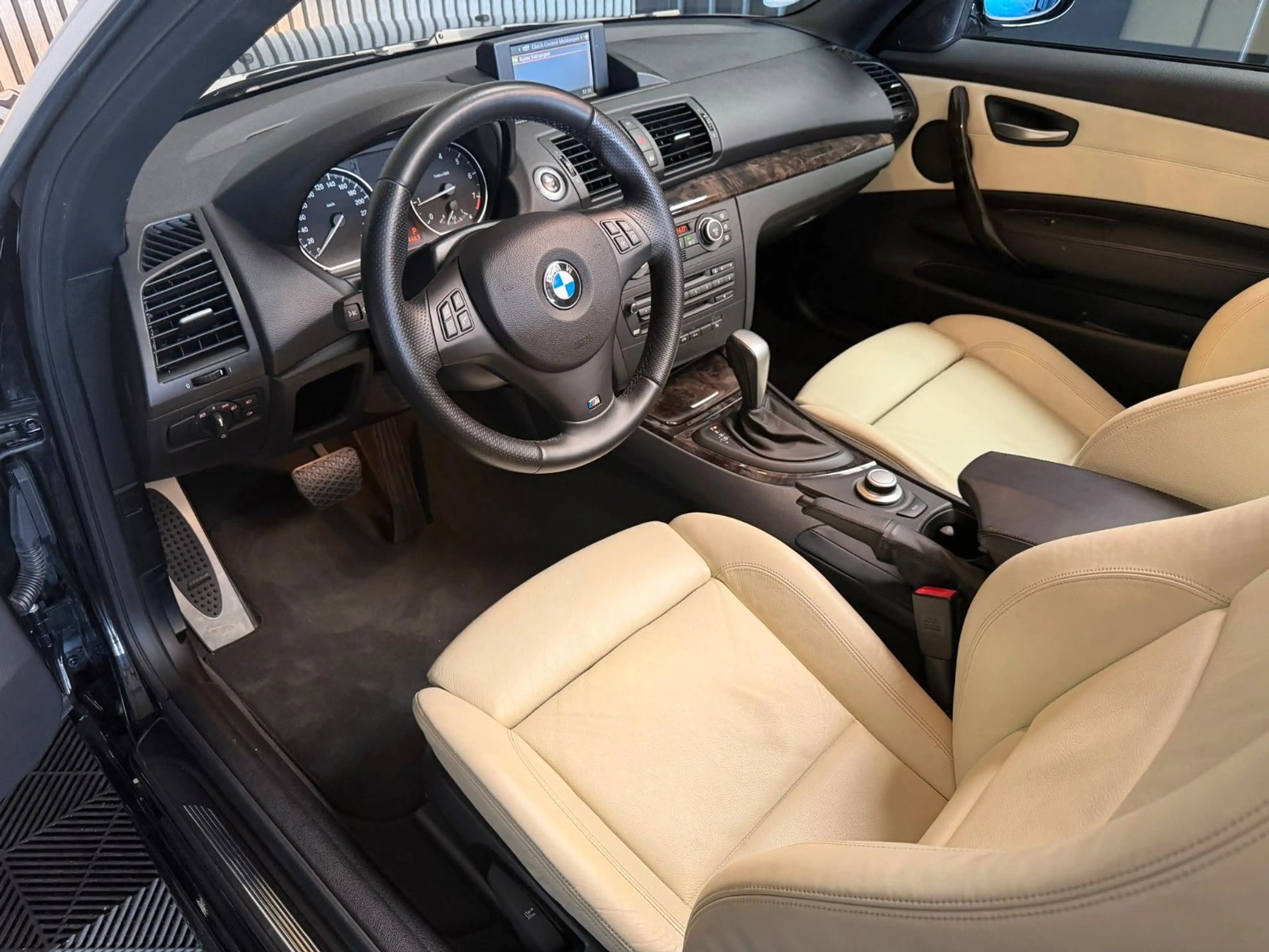 BMW 125 i Automatik Cabrio M-Paket NUR 43000KM — photo 4