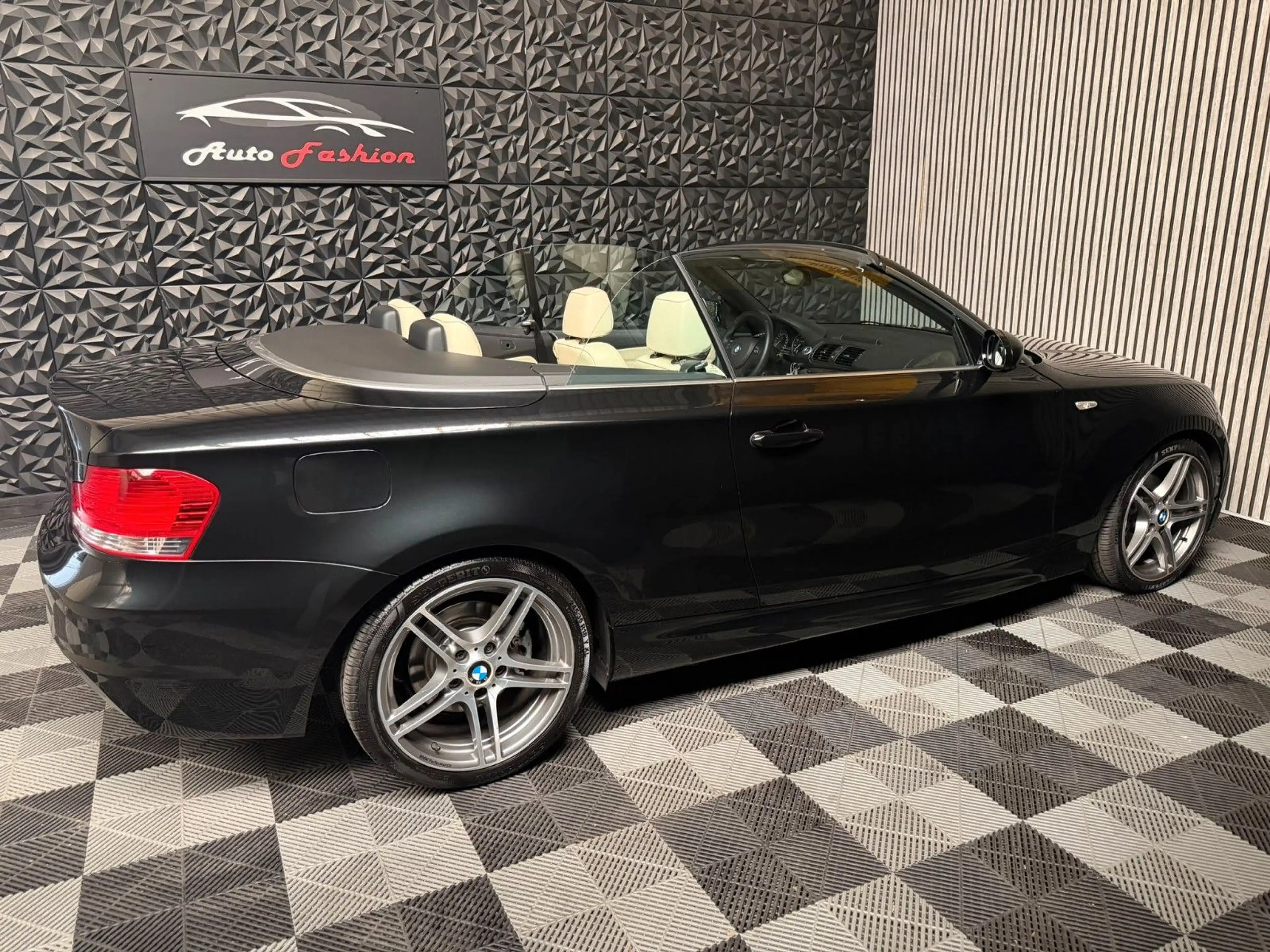 BMW 125 i Automatik Cabrio M-Paket NUR 43000KM — photo 14