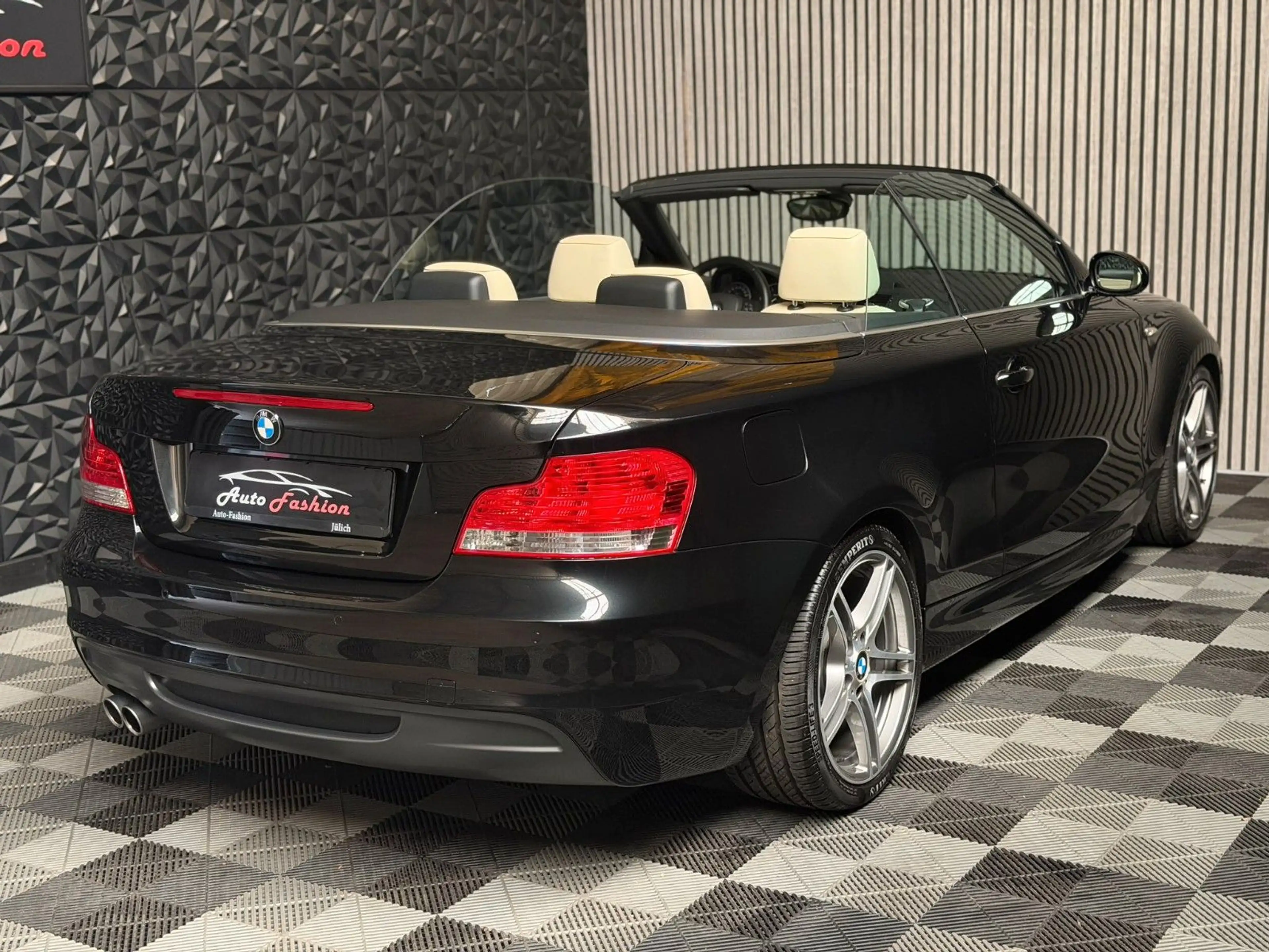 BMW 125 i Automatik Cabrio M-Paket NUR 43000KM — photo 11