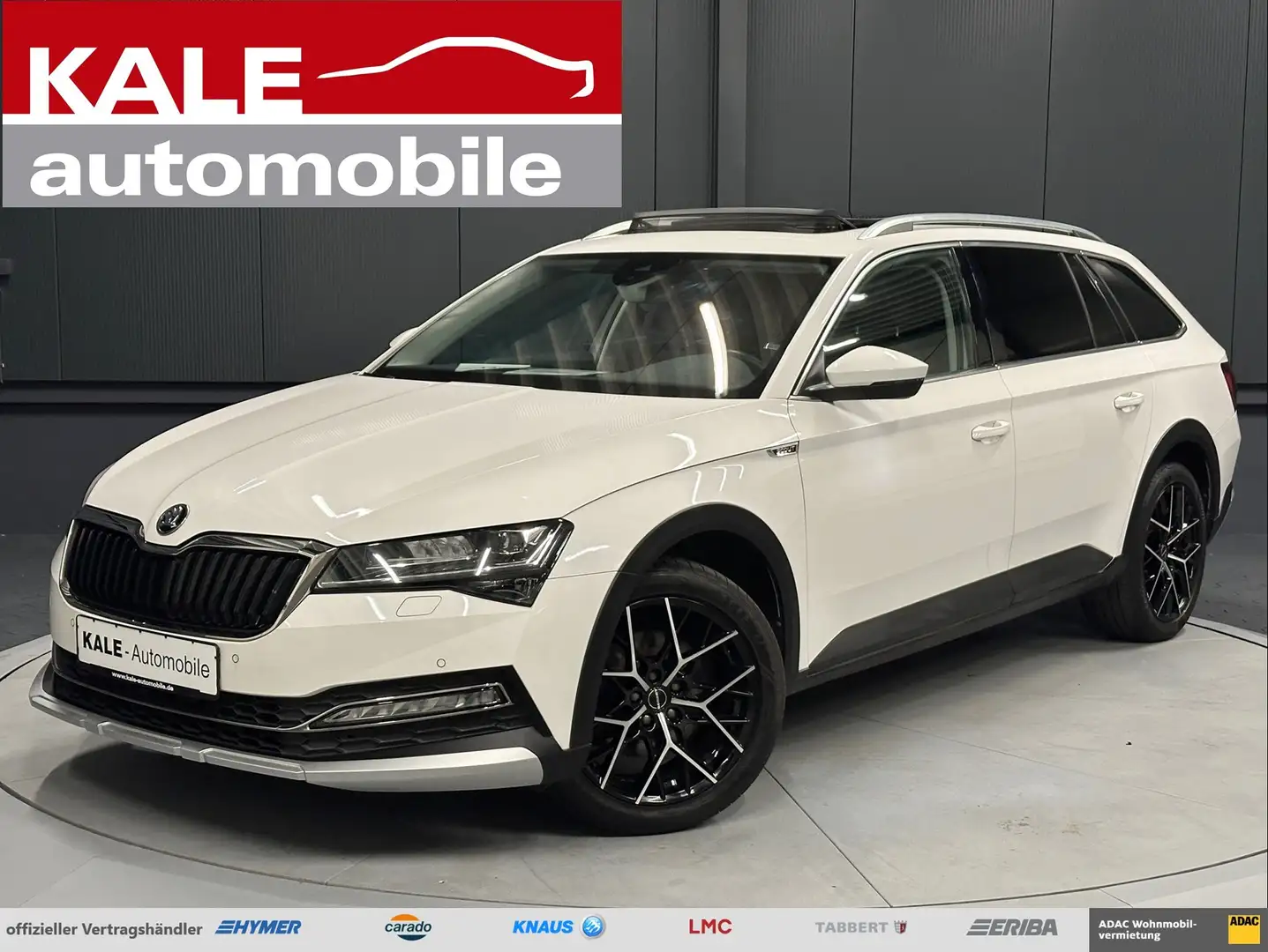 Skoda Superb Combi Scout 4x4 *AHK*PANORAMA*VIRTUAL*CANTON* Wit - 1