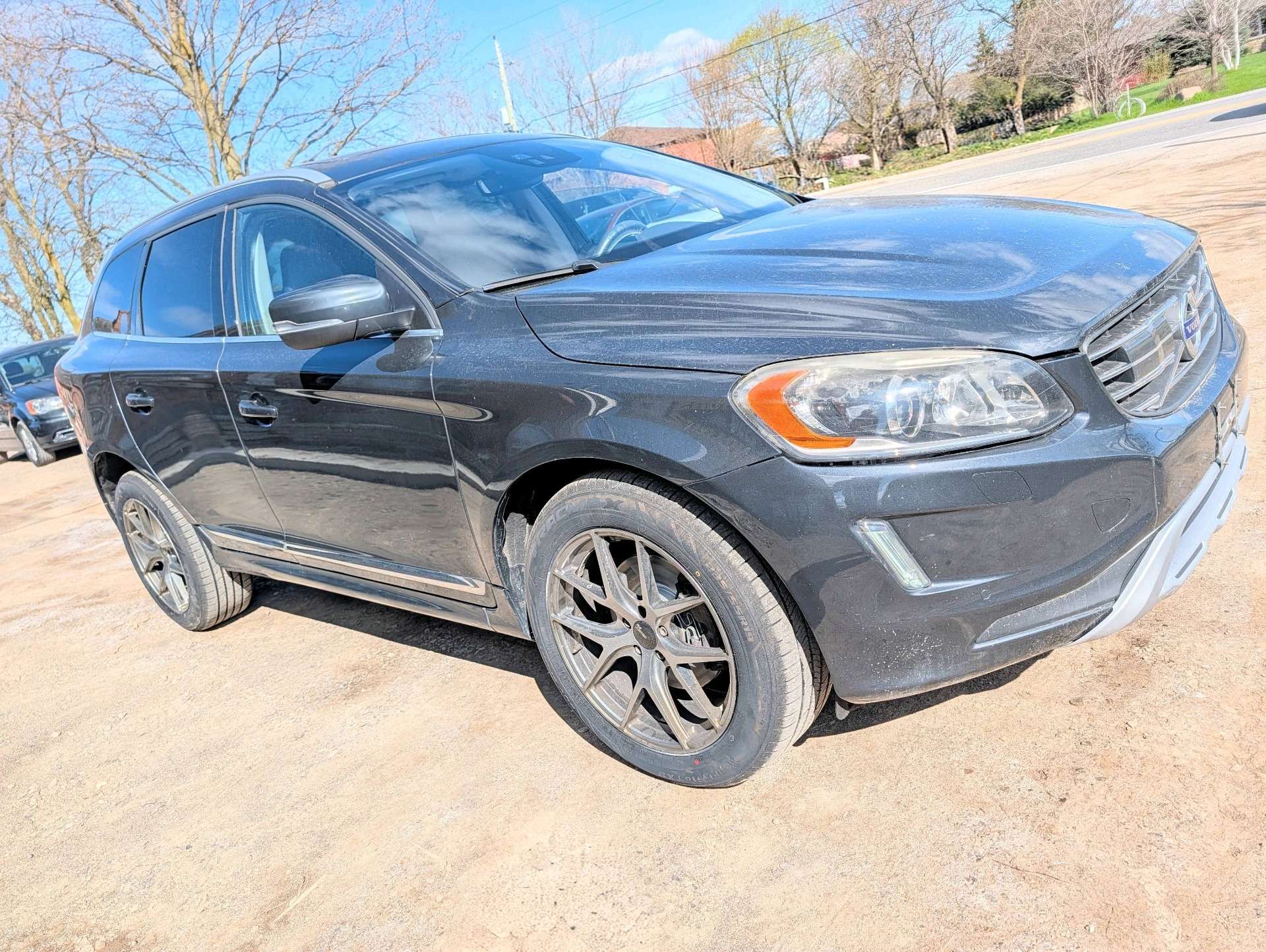 2016 Volvo XC60 AWD 5dr T5 Special Edition Premier | Sun-roof! | L alt 3