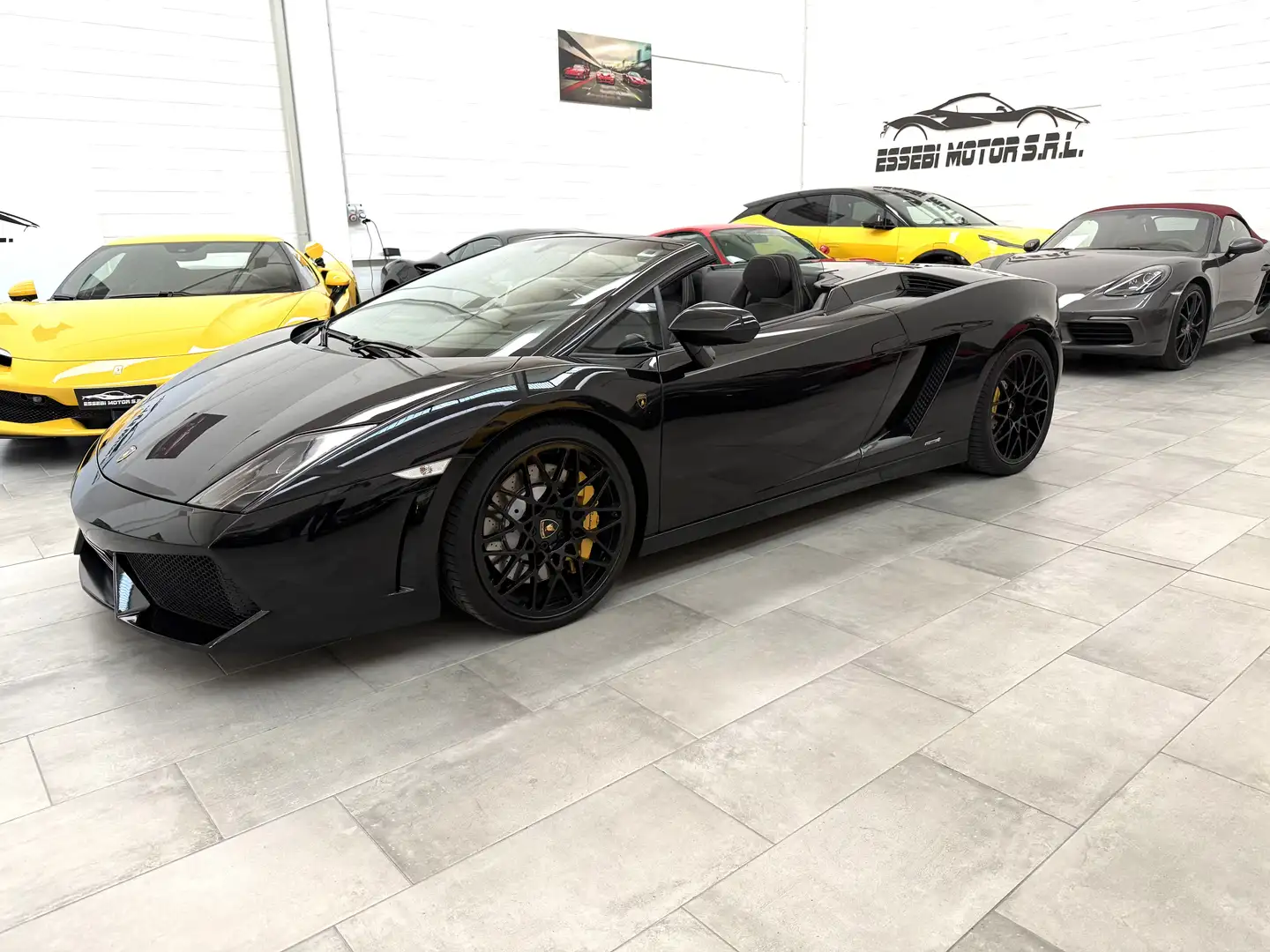 Lamborghini Gallardo SPIDER 5.2 LP 560-4 E-GEAR - 2