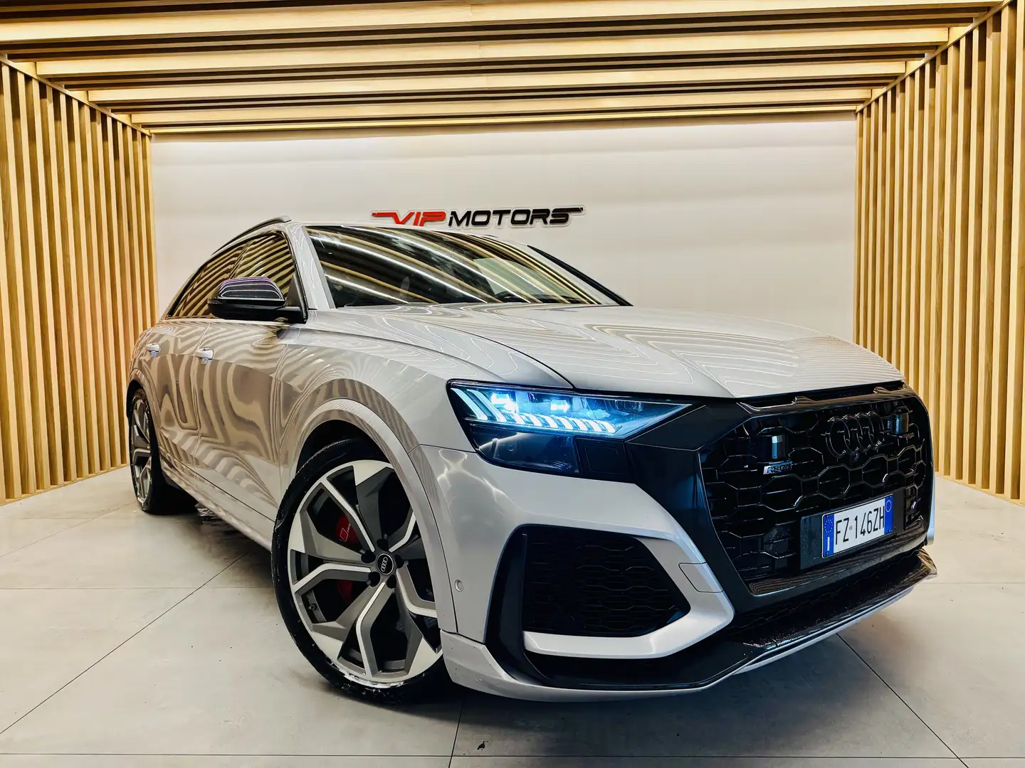 Audi RS Q8 4.0 V8 TSFI RSQ8 600CV DYNAMIC MY21 PRONTACON Silber - 1