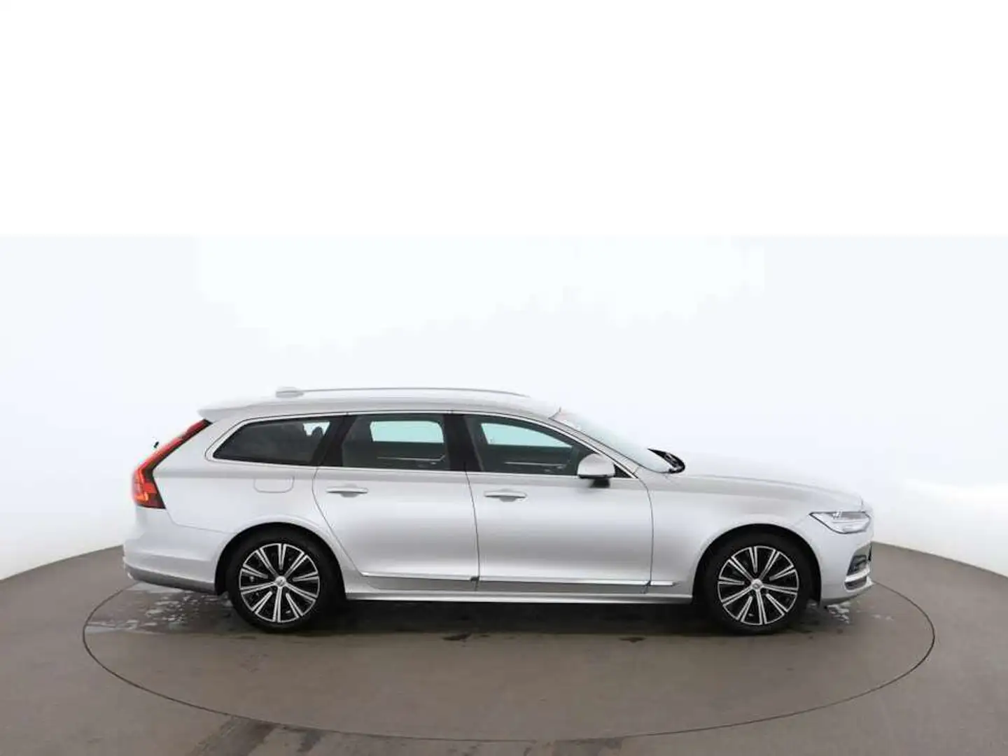 Volvo V90 Kombi B4 Inscription AWD Aut LED RADAR NAVI Silber - 2