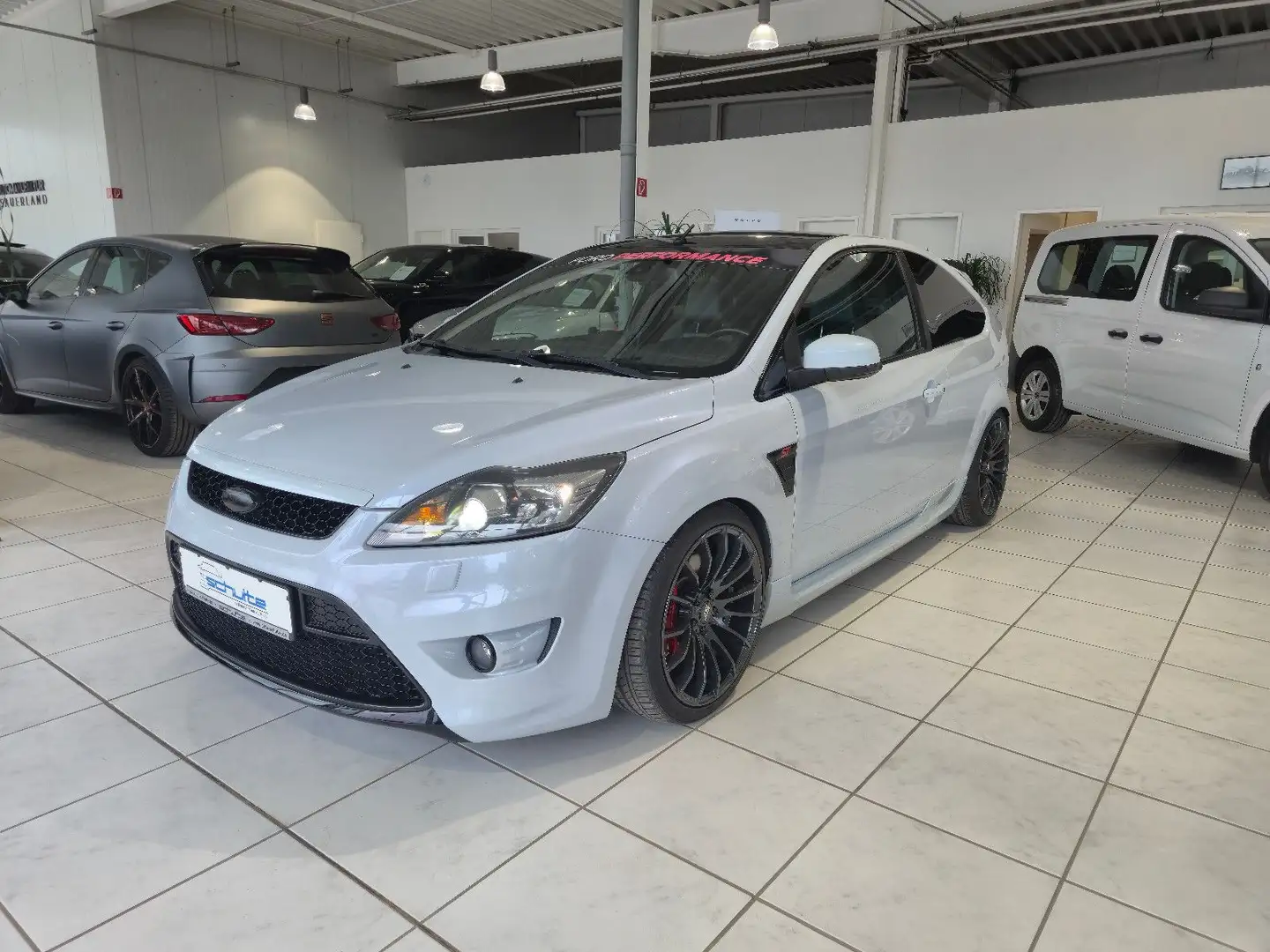Ford Focus ST 2,5 Mk2 Blanc - 1