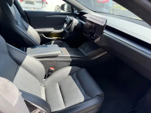 Tesla Model S Model S Plaid Ansicht 6