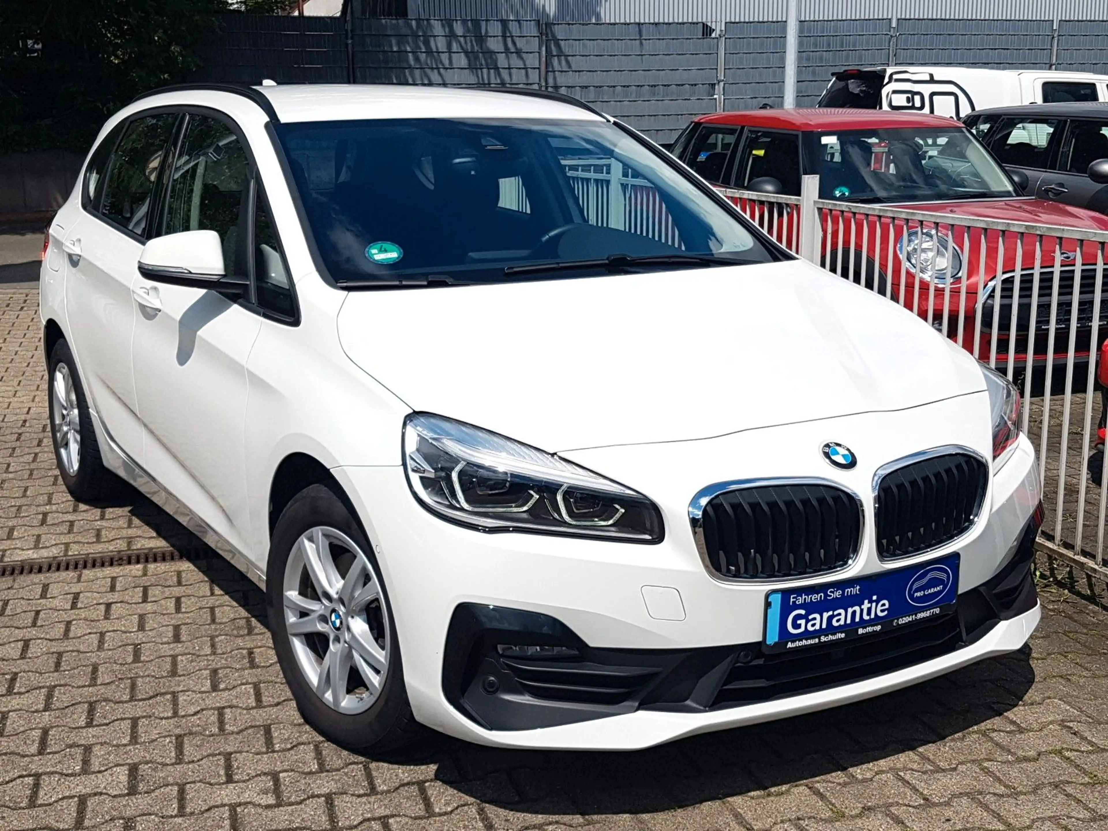 BMW 216 Advantage LED PDC Sitzheizung