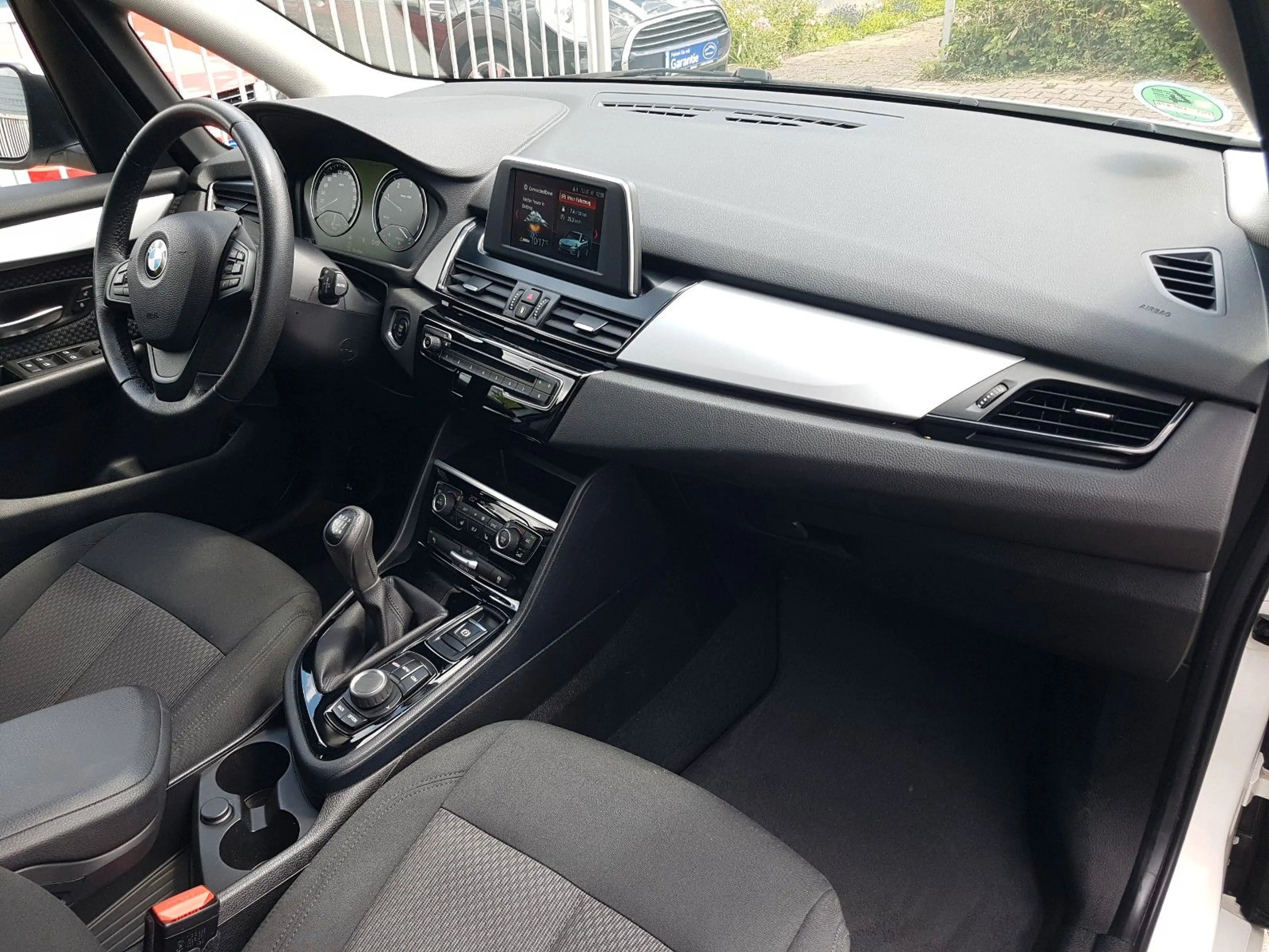 BMW 216 Advantage LED PDC Sitzheizung — photo 13