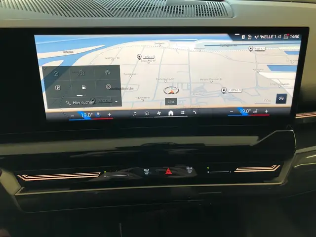 BMW 5 Series view 5