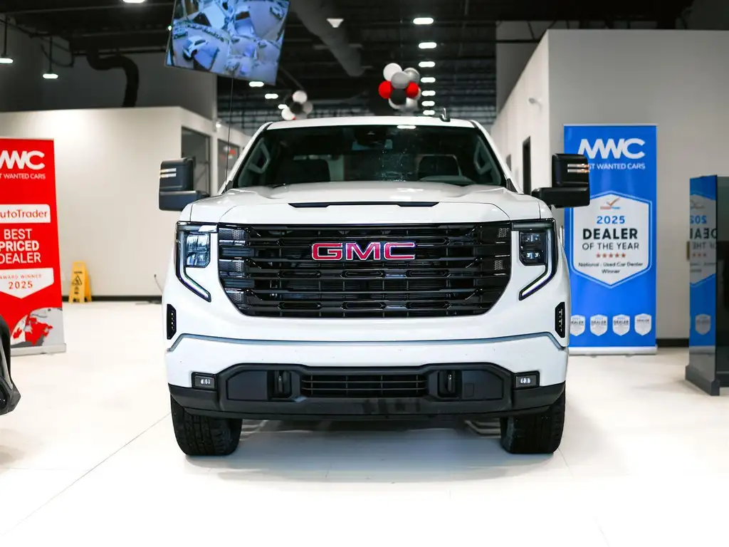 2024 GMC Sierra 1500 ELEVATION photo 3