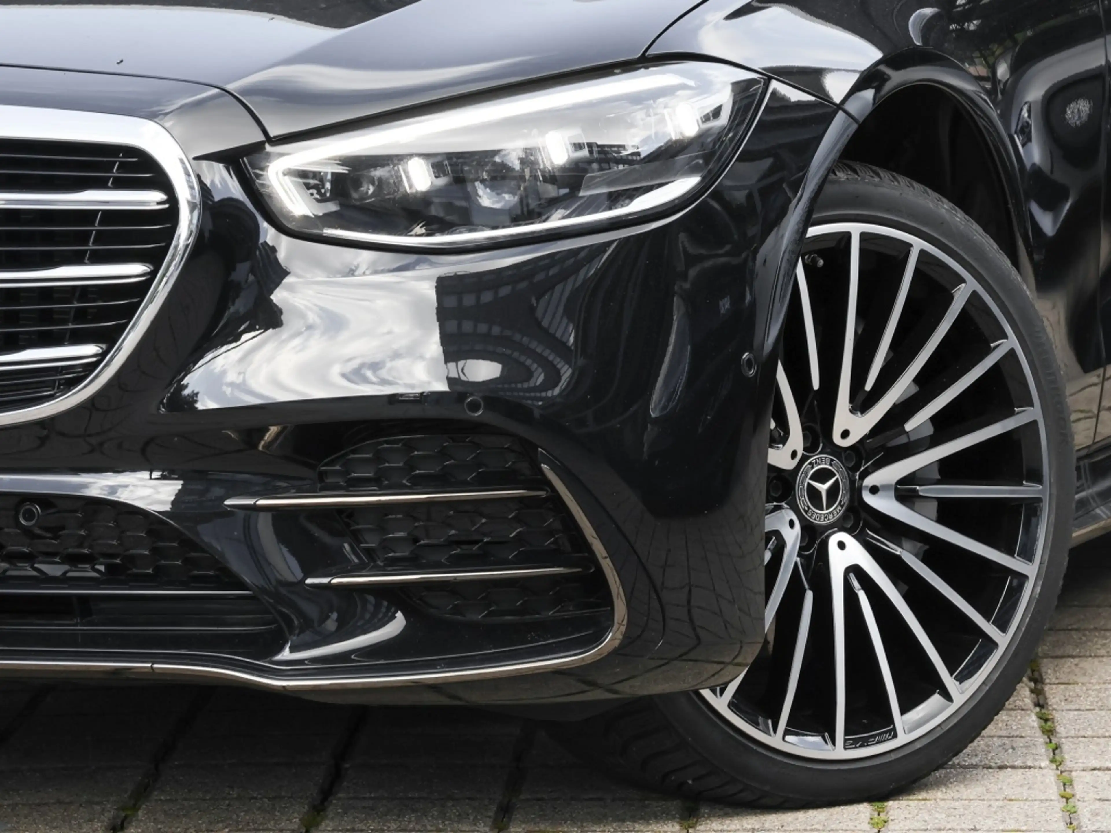Mercedes-Benz S 450 d 4M AMG-Sport/Pano/Sitzkl/StdHz/MLB/Airm — photo 6
