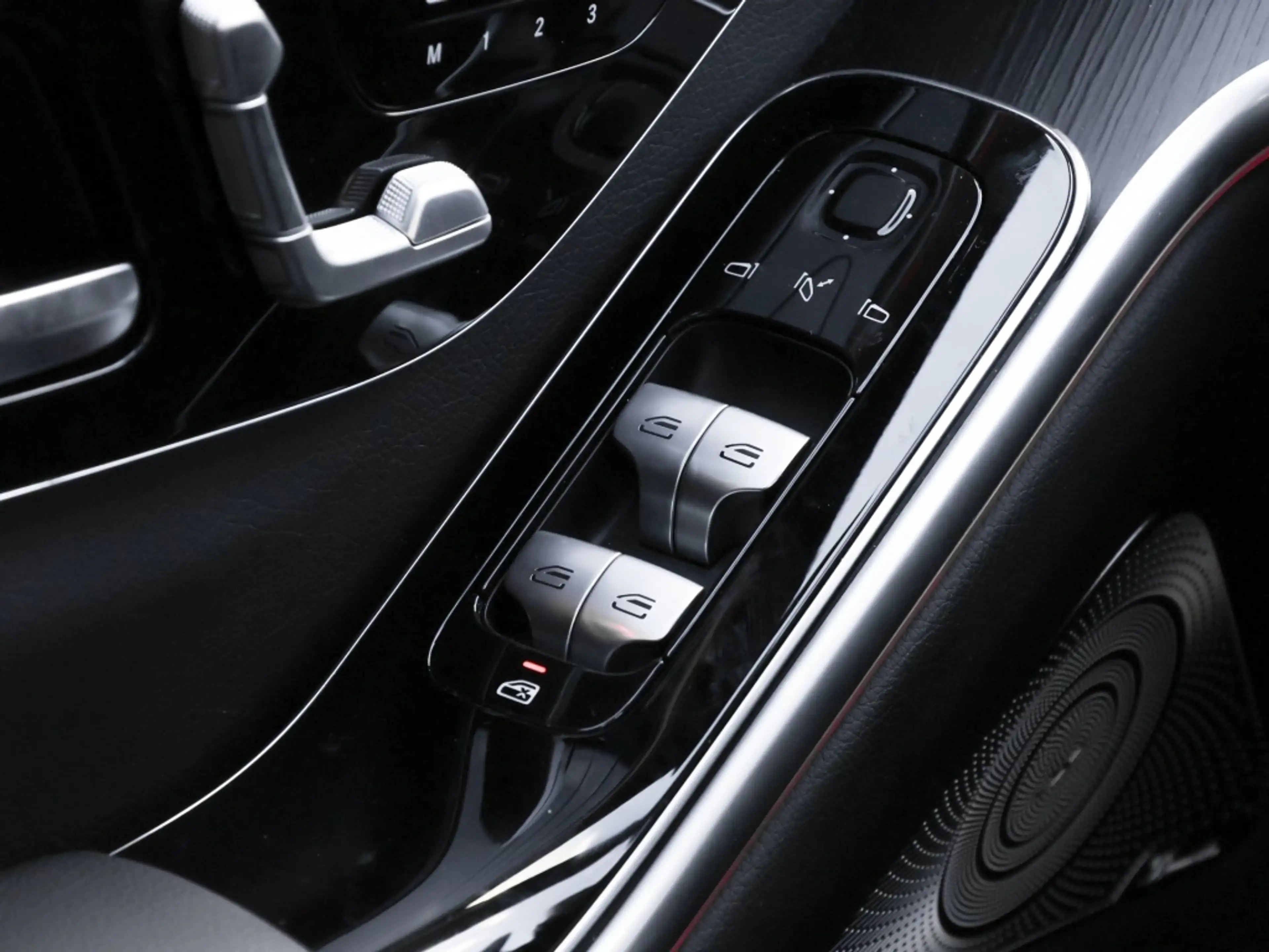 Mercedes-Benz S 450 d 4M AMG-Sport/Pano/Sitzkl/StdHz/MLB/Airm — photo 12