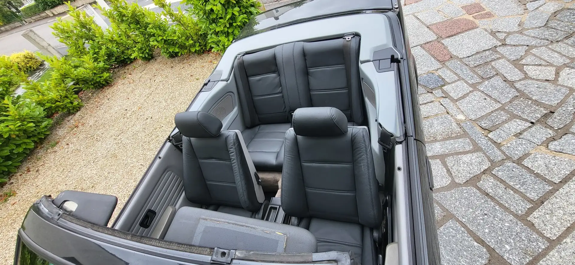 BMW 320 320i Noir - 2