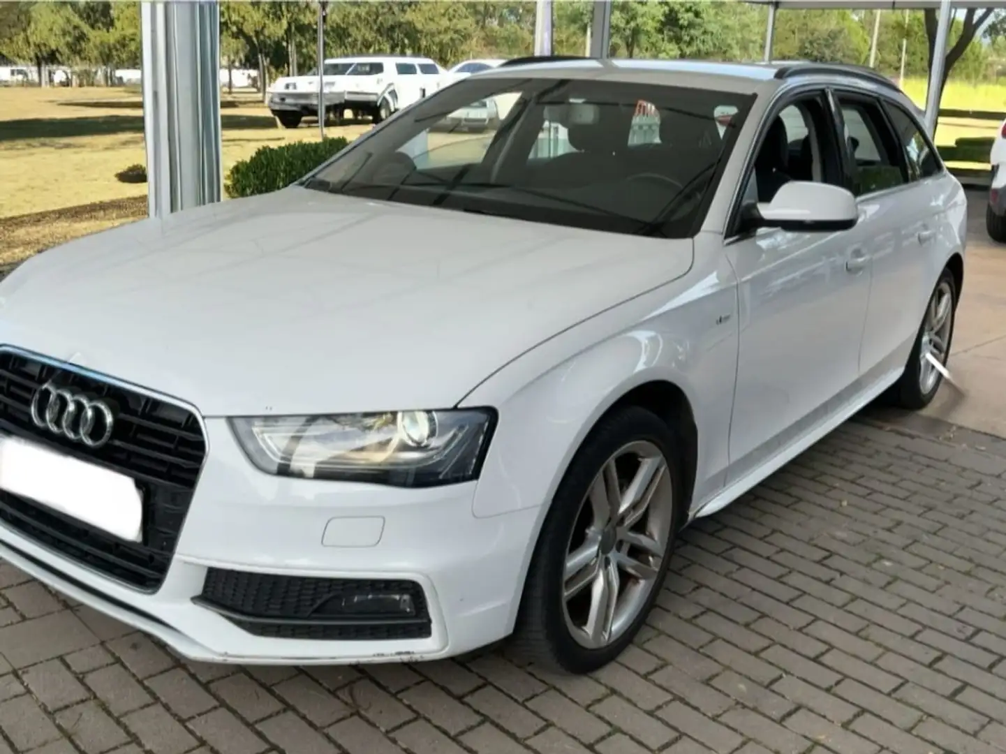 Audi A4 Avant 1.8 TFSI S line edition Q.170 (9.75) Wit - 1