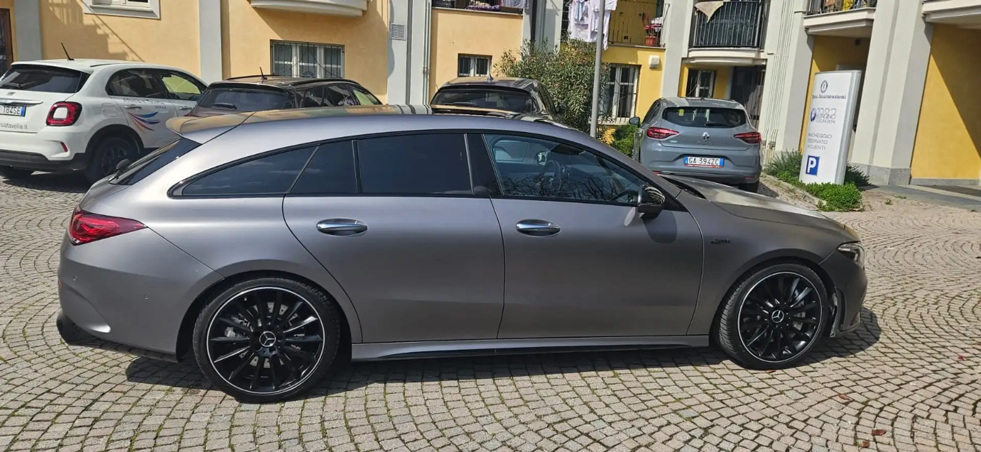 Mercedes-Benz CLA 35 AMG Shooting Brake 4matic auto - 2