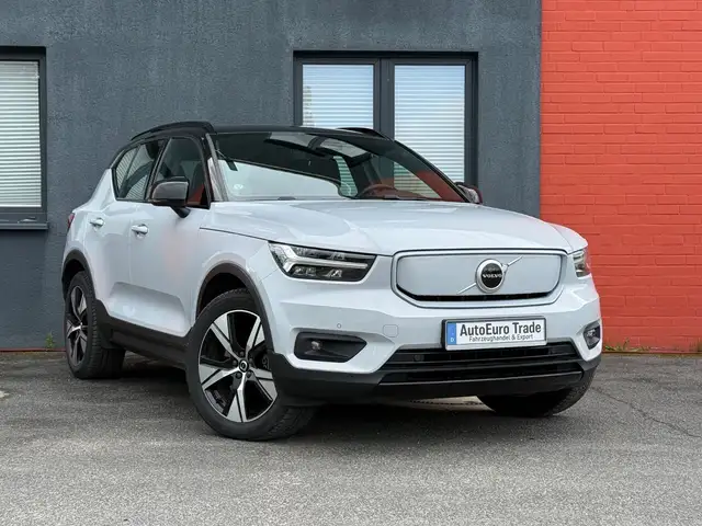 Volvo XC40 R Design Recharge Pure Electric AWD SOH 92%