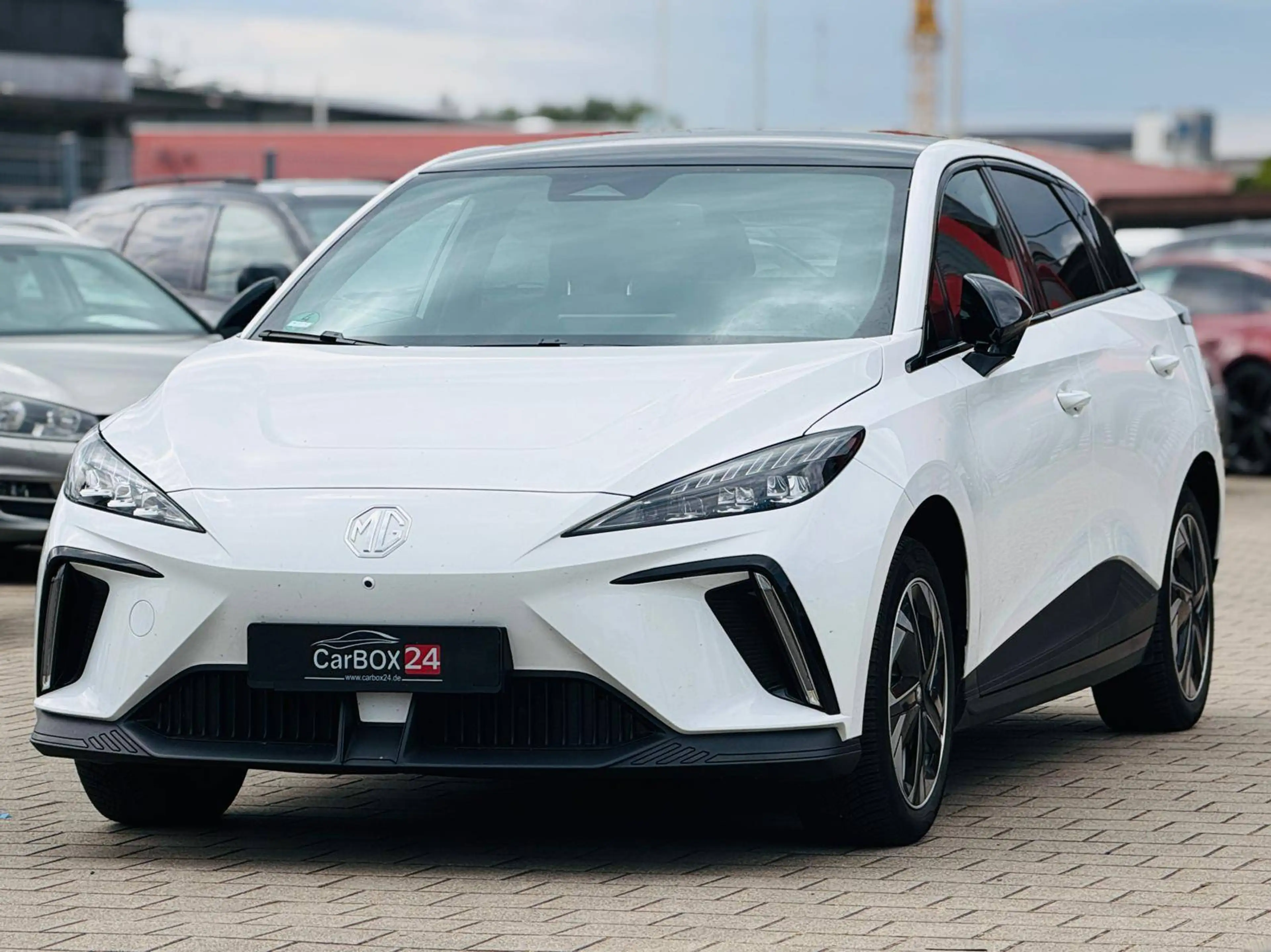 MG MG4 Luxury 64 kWh 150 kW (204 PS) 360° Kamera — photo 3