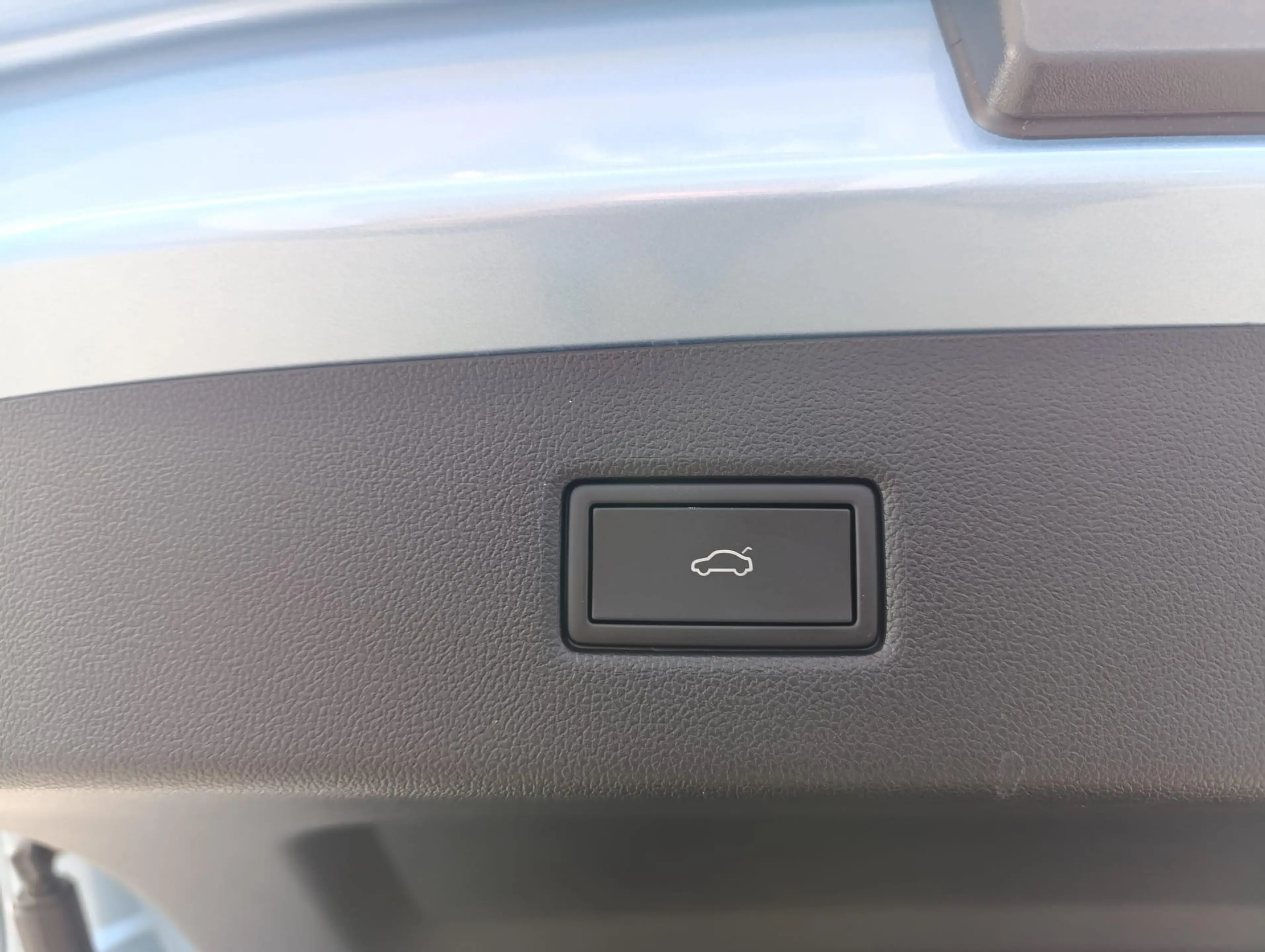 Ford Explorer Premium Extended Range RWD 77 kWh | Panodak | Memo — photo 14
