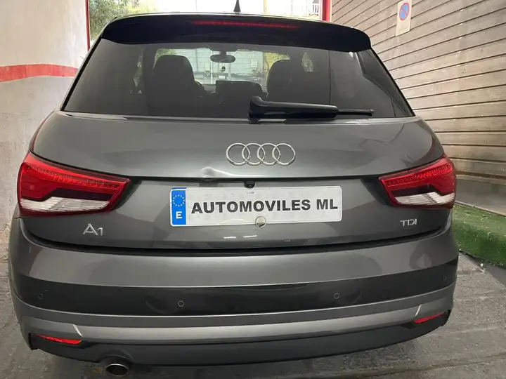 Audi A1 Sportback 1.4 TDI ultra Adrenalin 2015, foto 5