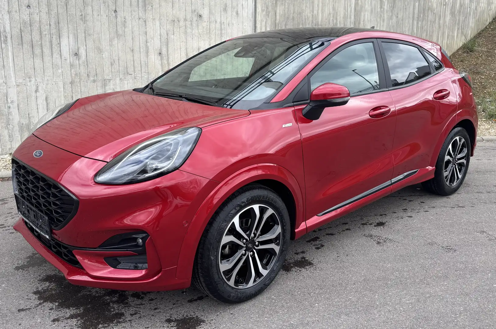 Ford Puma 1,0 EcoBoost Hybrid 92kW ST-Line Rot - 1