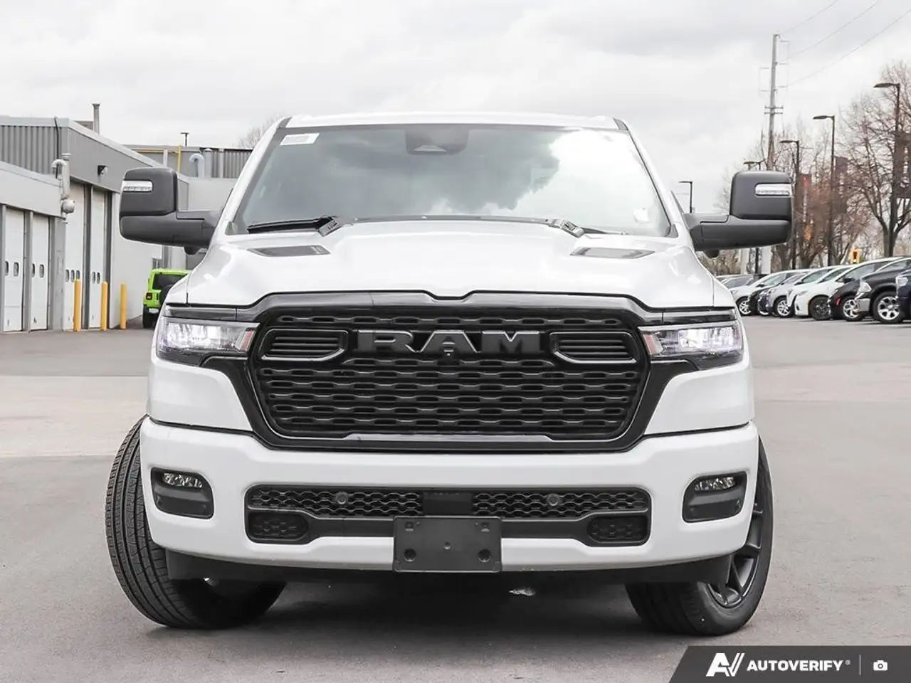 RAM 1500 снимка RAM 1500