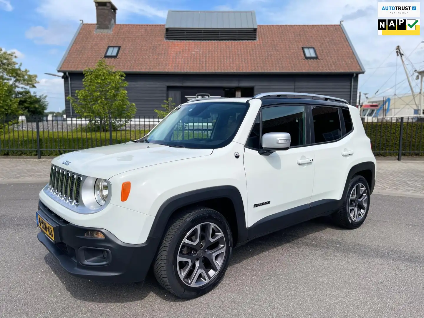 Jeep Renegade 1.4 MultiAir Opening Edition Leer Navigatie keyles Wit - 1