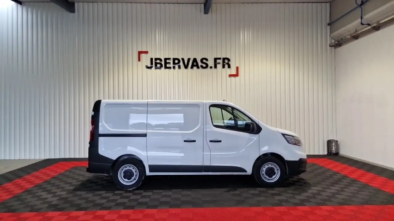 Renault Trafic 2026 — фото 8