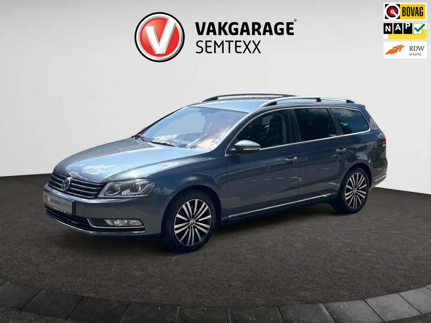 Volkswagen Passat Variant 1.4 TSI Highline BlueM. | Navi | Cruise | Clima | Grijs - 1