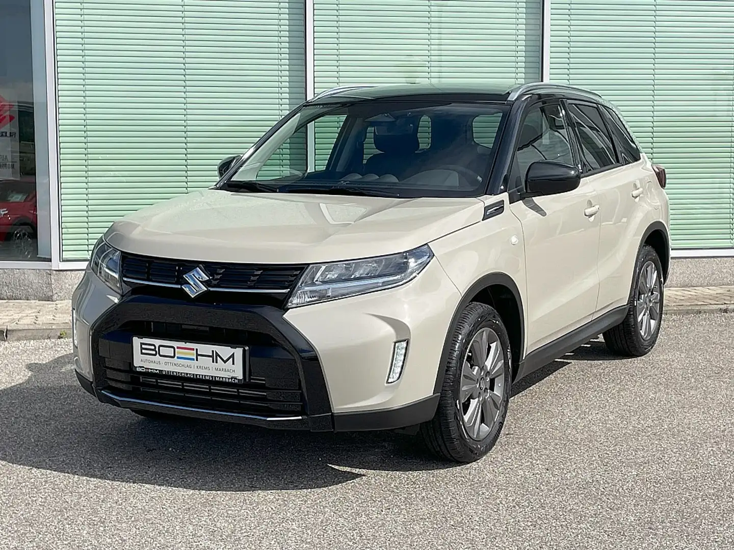 Suzuki Vitara 1,4 DITC Hybrid ALLGRIP shine ** 28.490,- Beige - 1