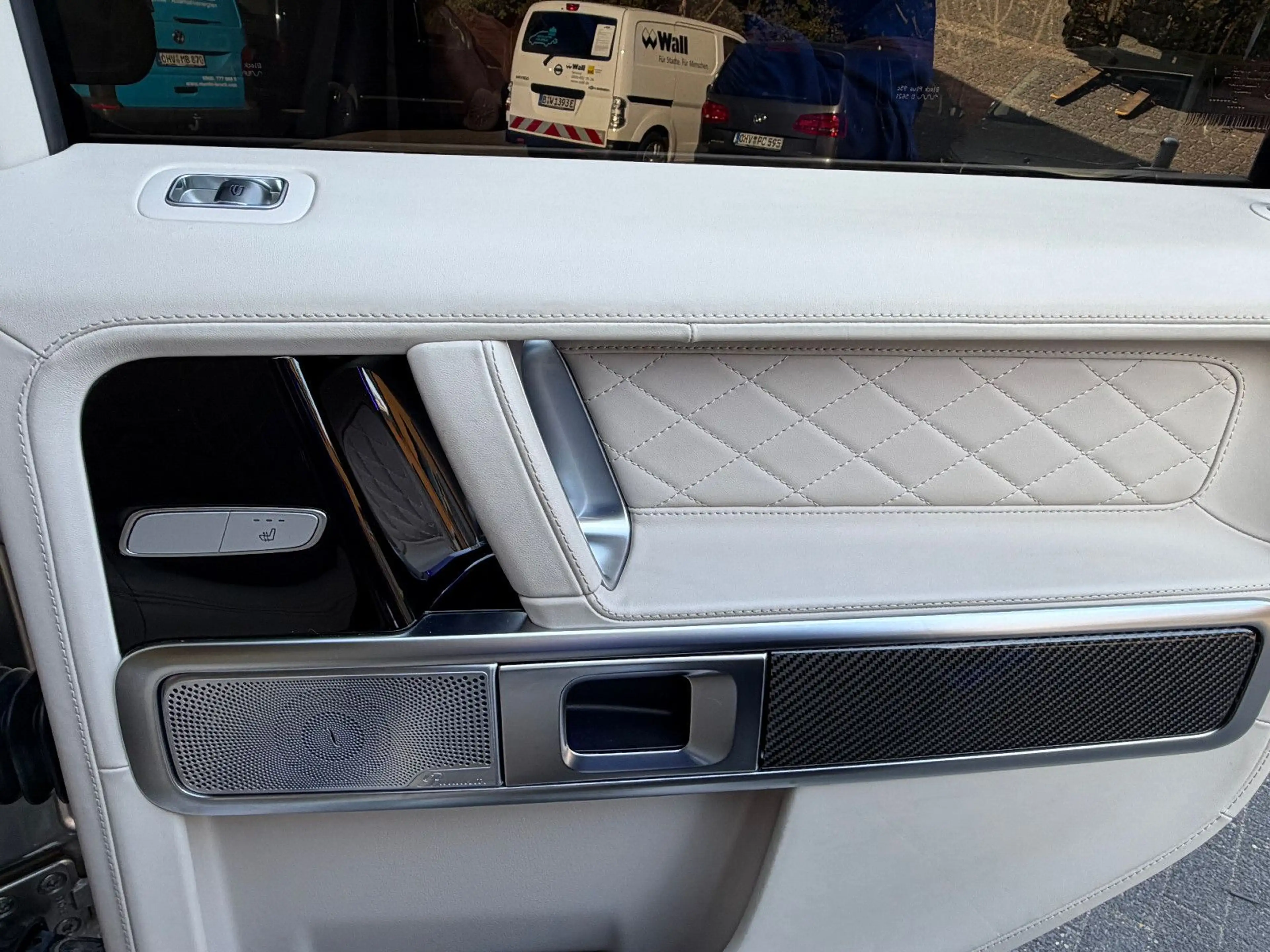Mercedes-Benz G 63 AMG G63 AMG Performance-360 Grad+22"+STANDHZG+NIGHT — photo 13