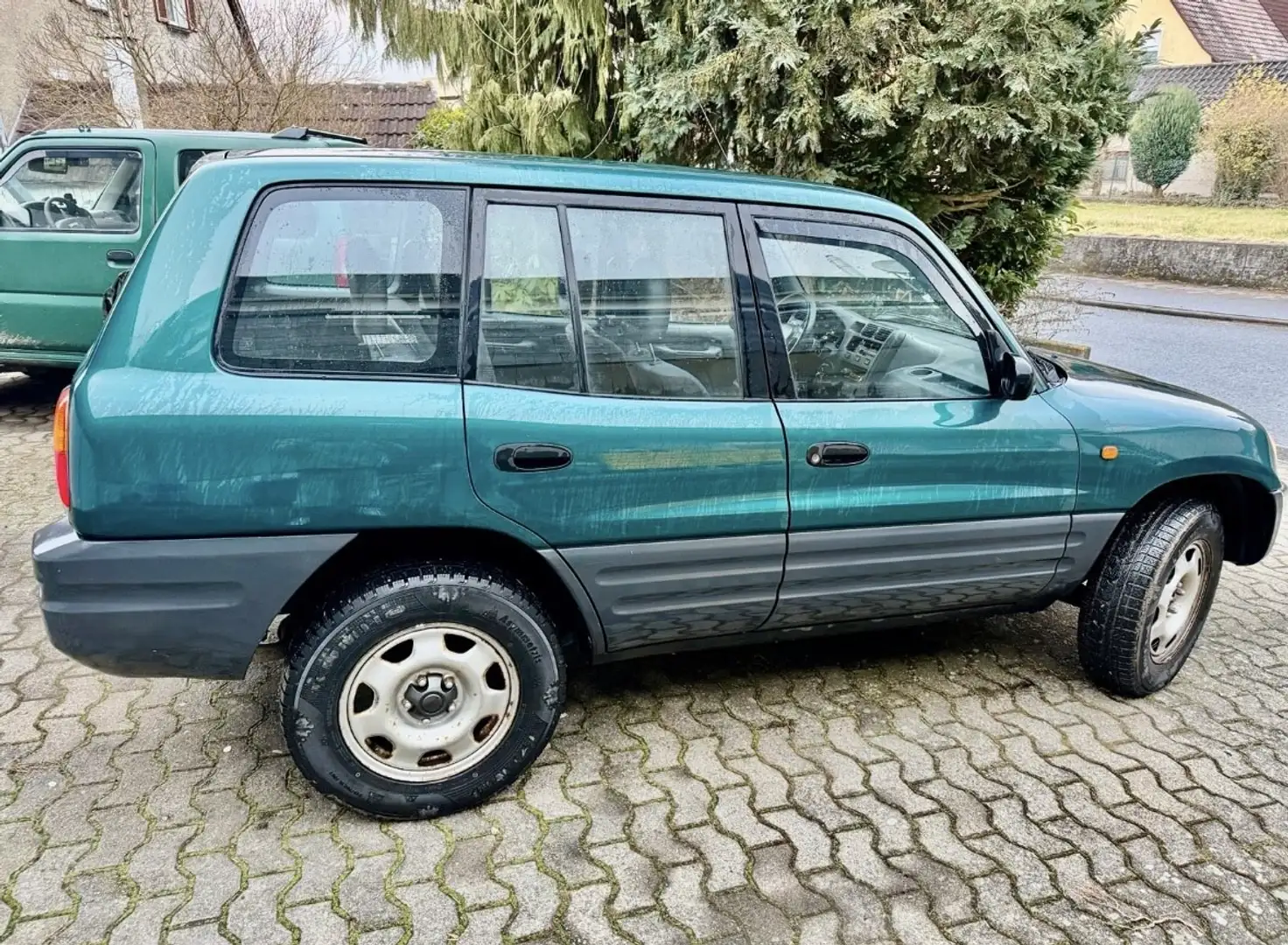 Toyota RAV 4 - 2